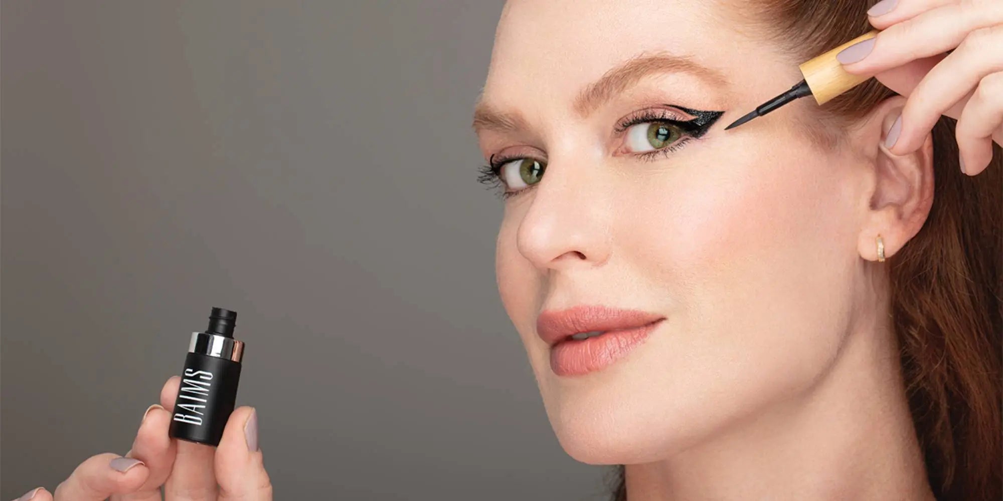 Delineador líquido: guia completo para fazer o famoso olho gatinho