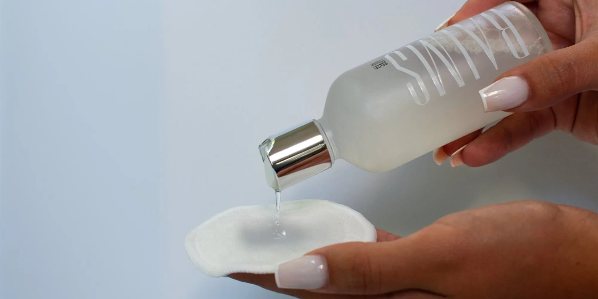 Água micelar: o segredo para uma limpeza facial eficiente e consciente