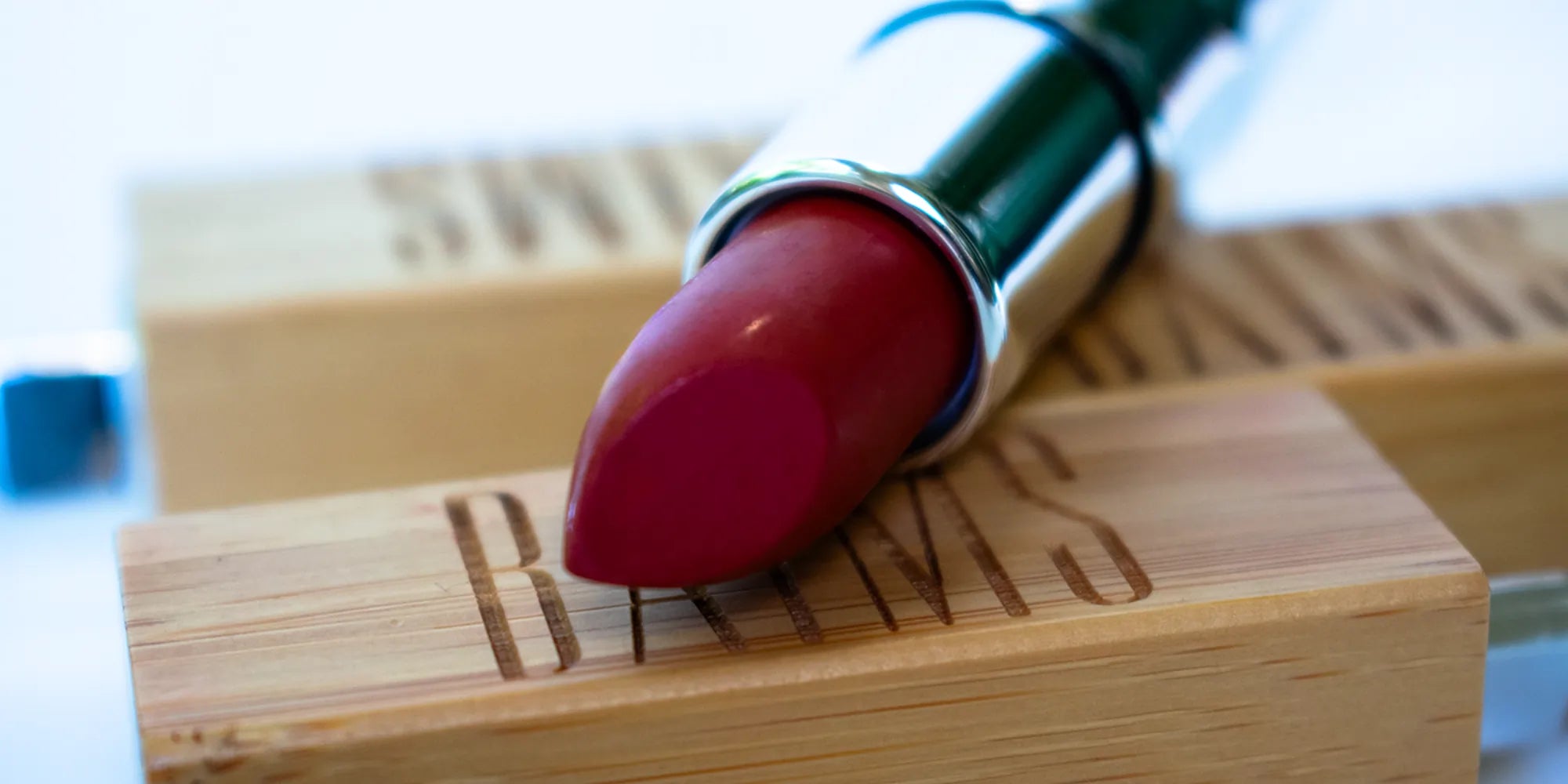 Investimento inteligente: quanto tempo dura, em média, um refil de Batom da BAIMS com uso diário?